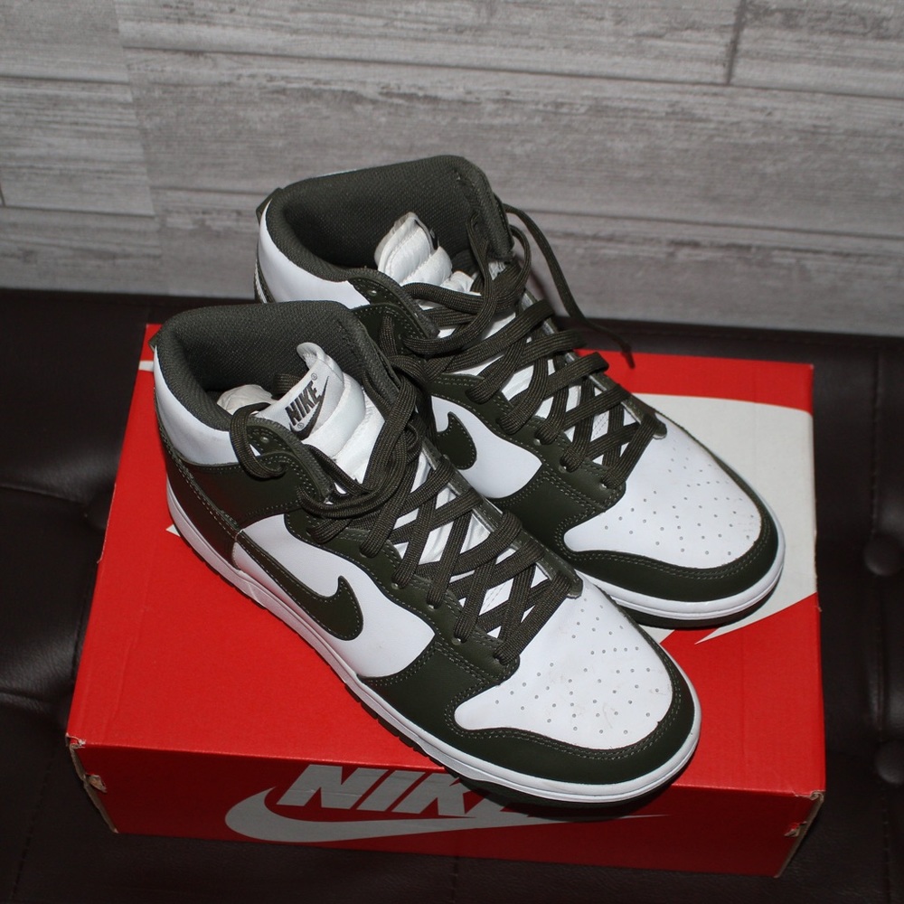 Nike Dunk Hi Retro